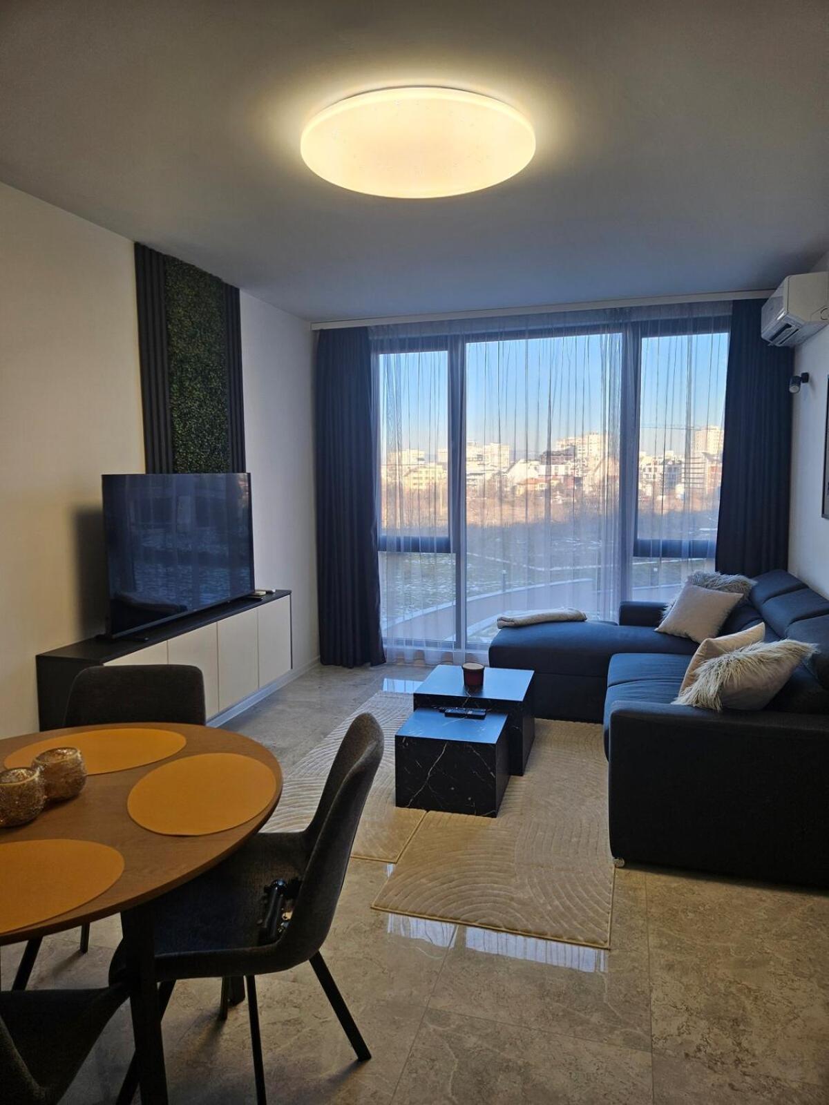 Apartment Stylish And Modern 1bdrm Free Private Parking *